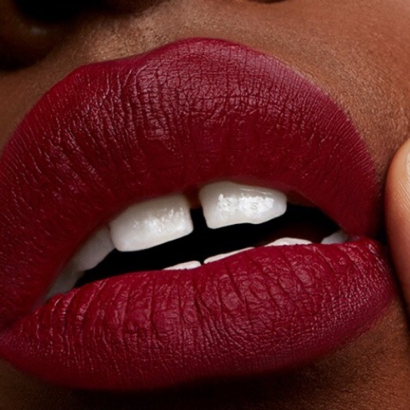 NWT MAC MATTE LIPSTICK Lipstick-630 D For Danger - Picture 5 of 8